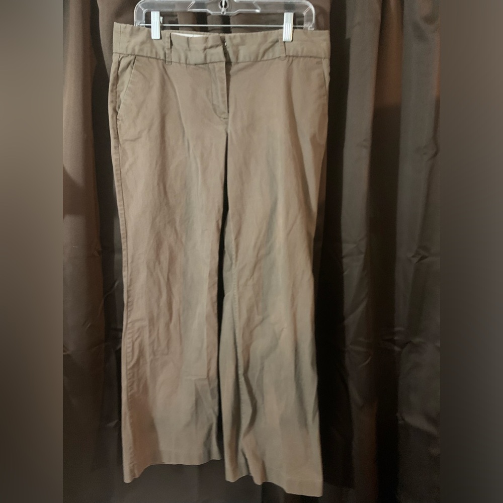 J. Crew stretch, size 10s 98% cotton, 2% spandex